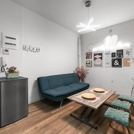 Elle Apartment *