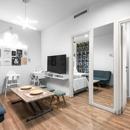 Elle Apartment *